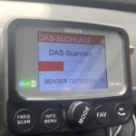Digitalradio DAB-Suchlauf startet, 18 Sender gefunden auf Albrecht DR 56+ Display.